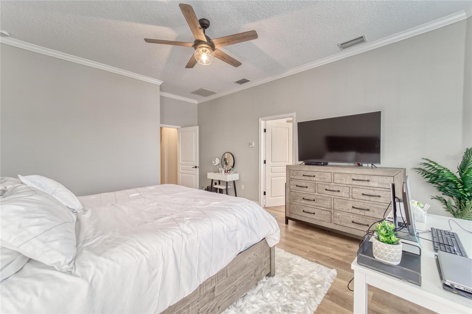 Image 30 of 100 For 5225 Brighton Shore Drive