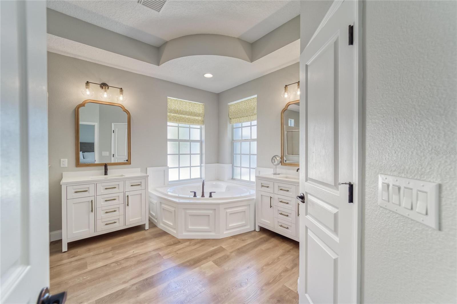 Image 31 of 100 For 5225 Brighton Shore Drive