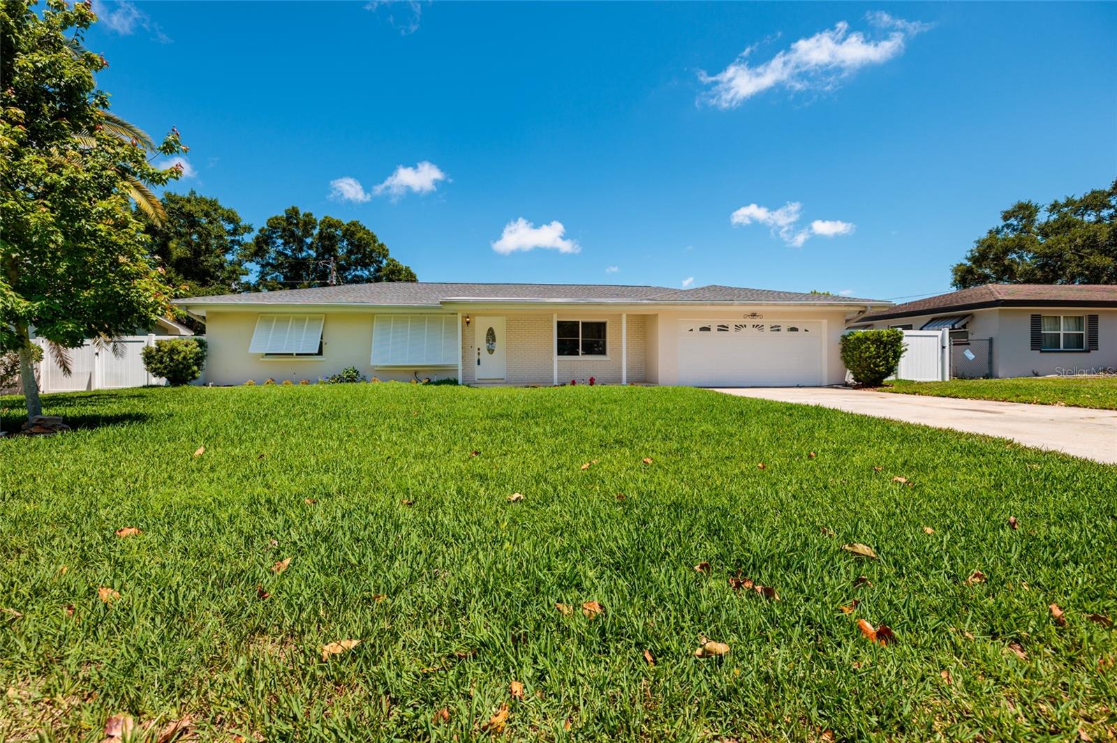 Image 3 of 38 For 1732 Emerald Drive