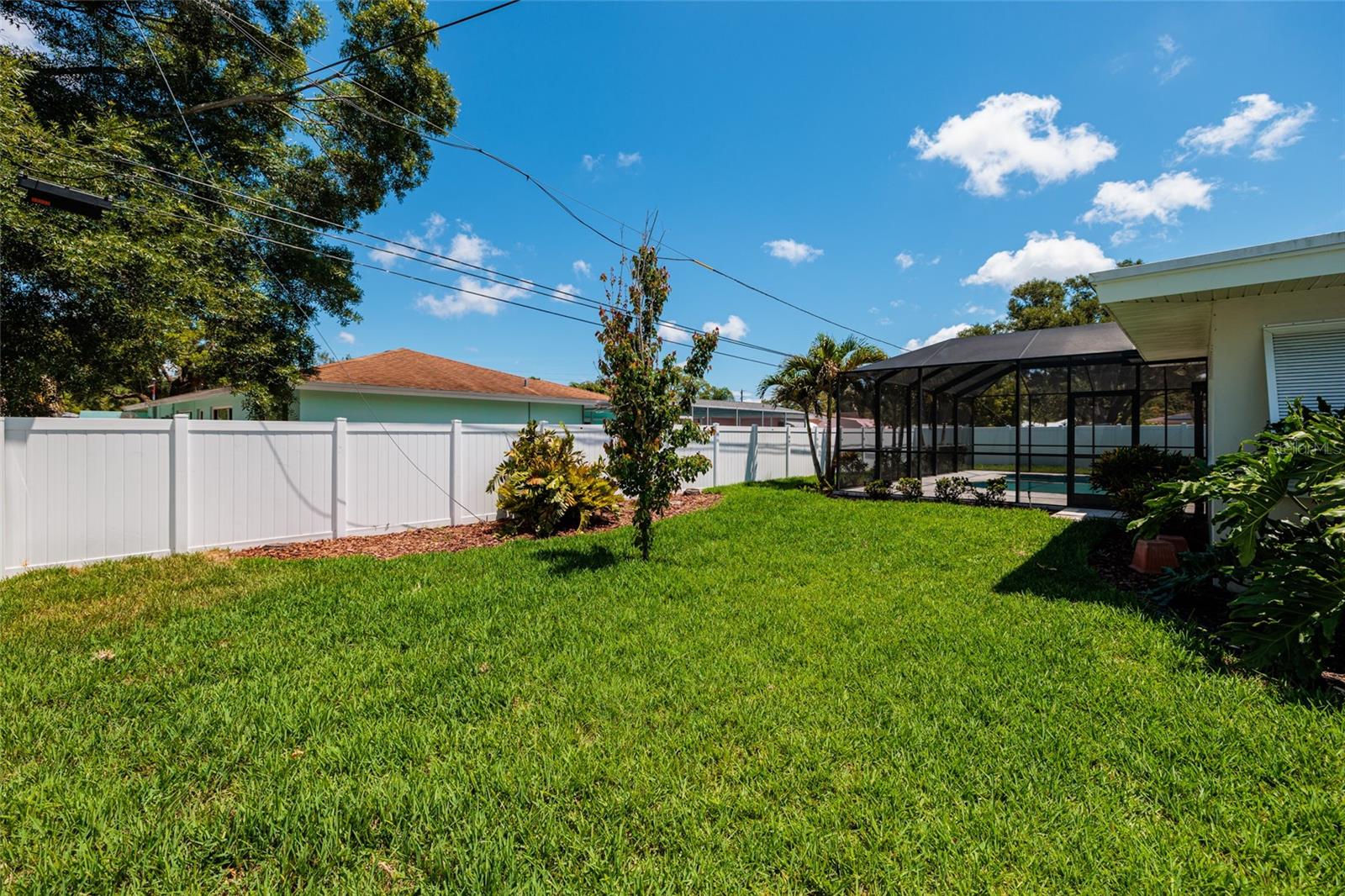 Image 36 of 38 For 1732 Emerald Drive