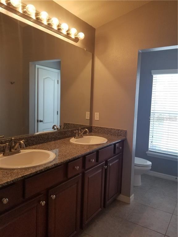 Image 9 of 19 For 7001 Interbay Boulevard 317