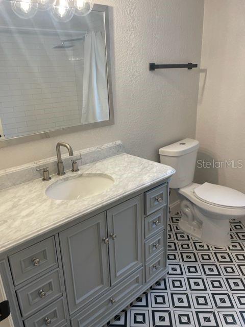 Listing photo id 15 for 5301 27th Avenue S 10