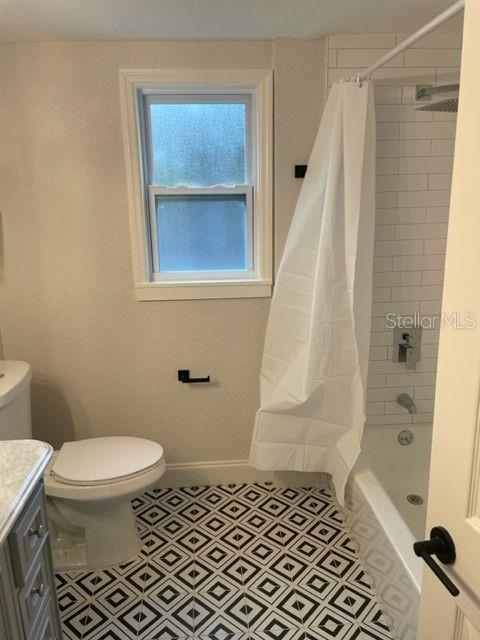 Listing photo id 16 for 5301 27th Avenue S 10