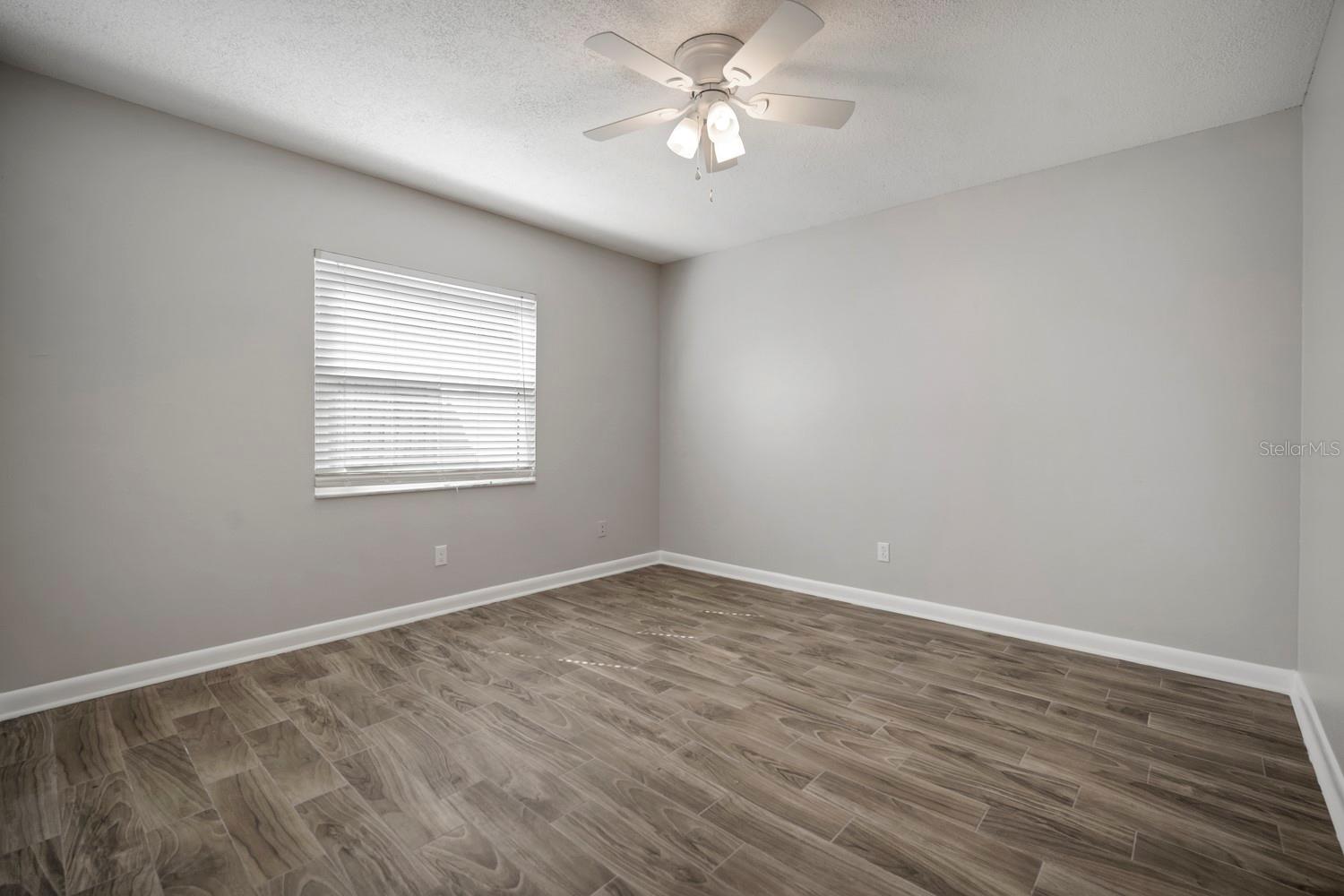 Image 17 of 43 For 3708 Greenford Street