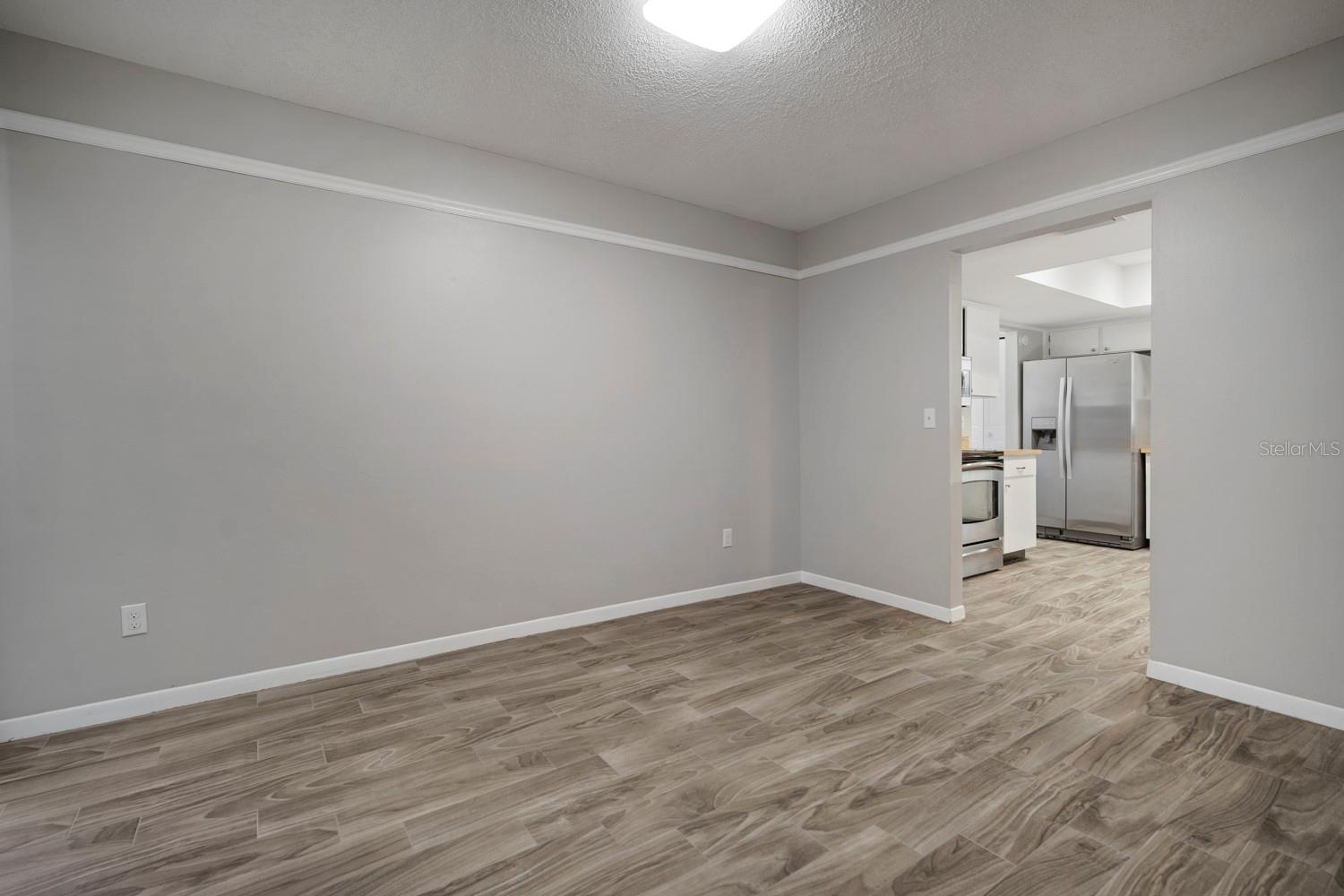 Image 21 of 43 For 3708 Greenford Street