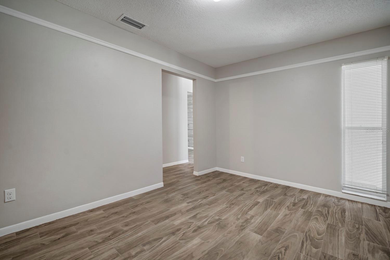 Image 22 of 43 For 3708 Greenford Street
