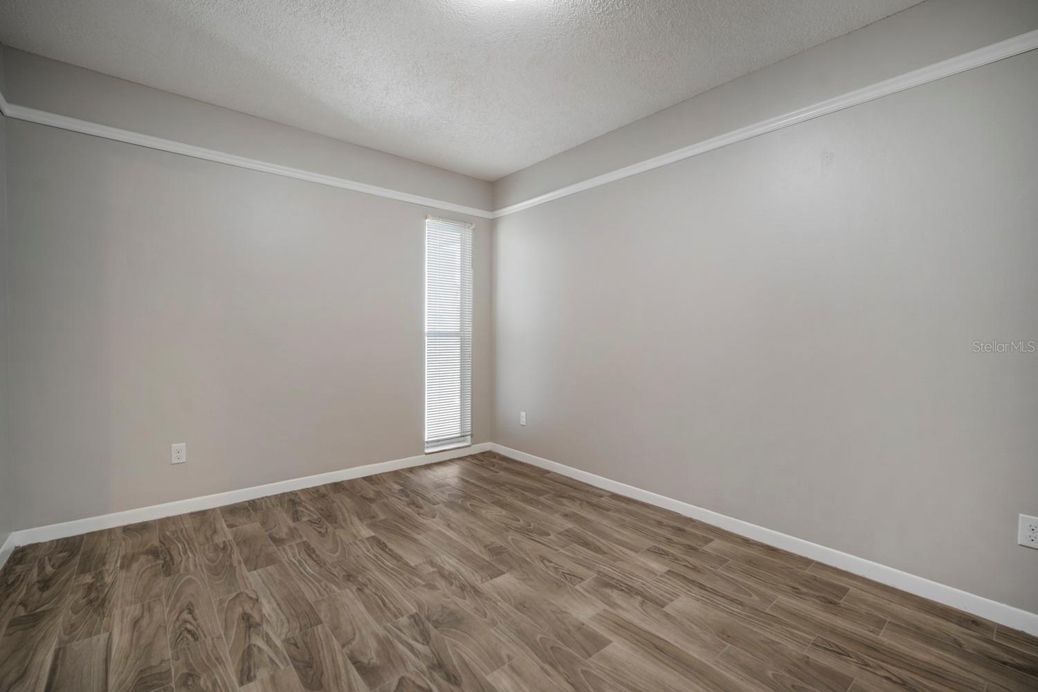 Image 23 of 43 For 3708 Greenford Street