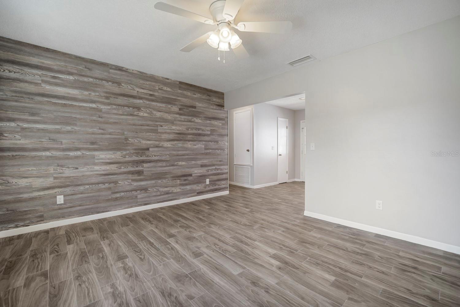 Image 9 of 43 For 3708 Greenford Street