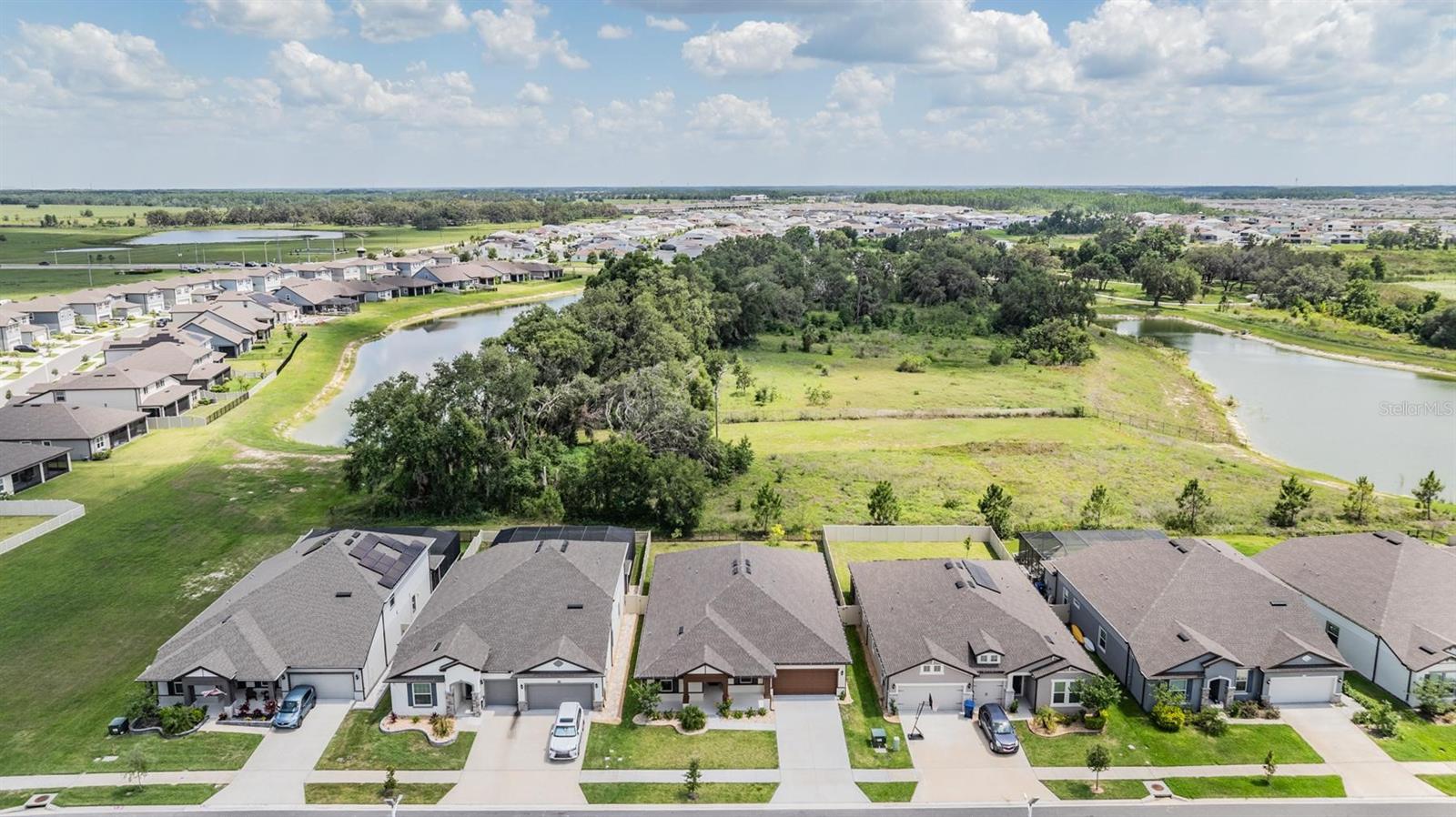 Image 11 of 75 For 9405 Ibis Grove Boulevard