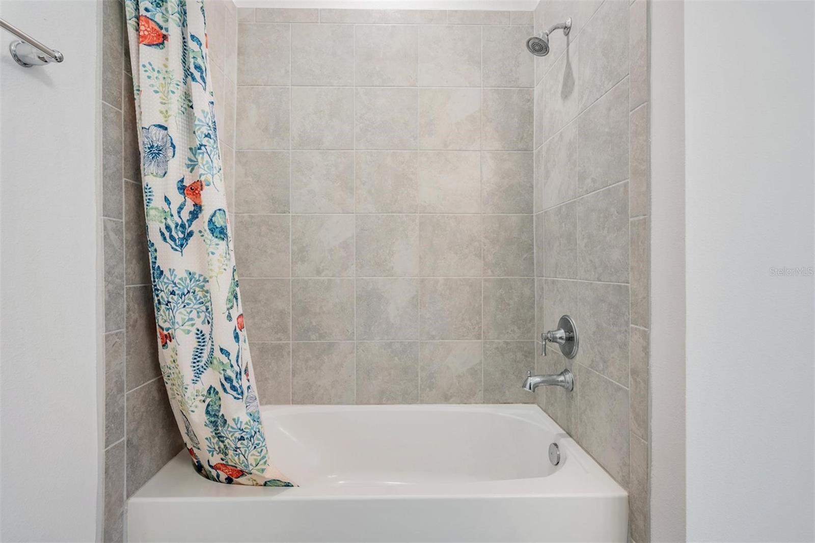 Image 30 of 75 For 9405 Ibis Grove Boulevard