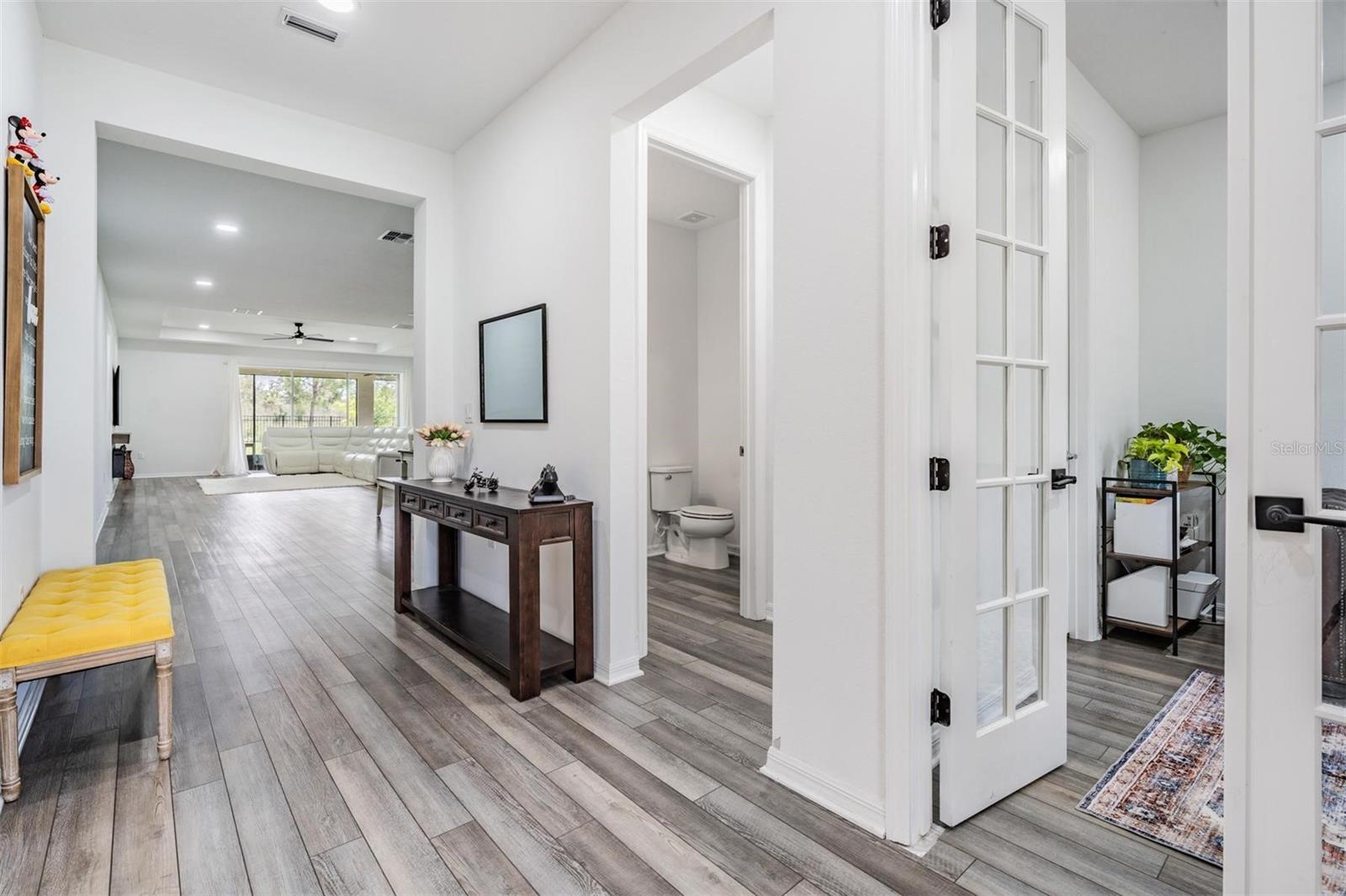 Image 33 of 75 For 9405 Ibis Grove Boulevard