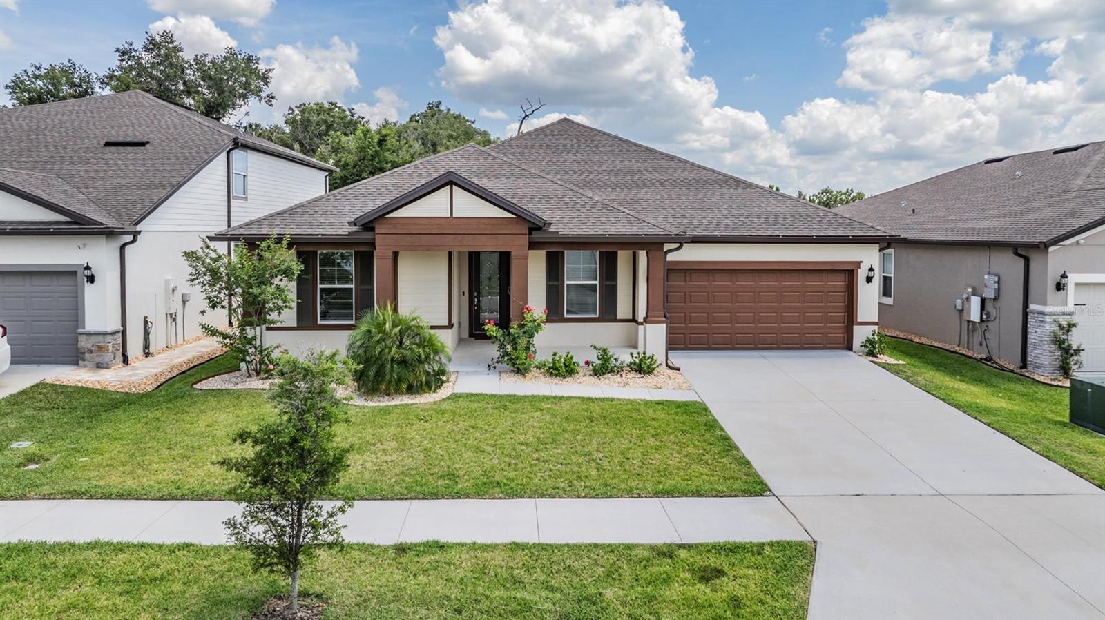 Image 9 of 75 For 9405 Ibis Grove Boulevard