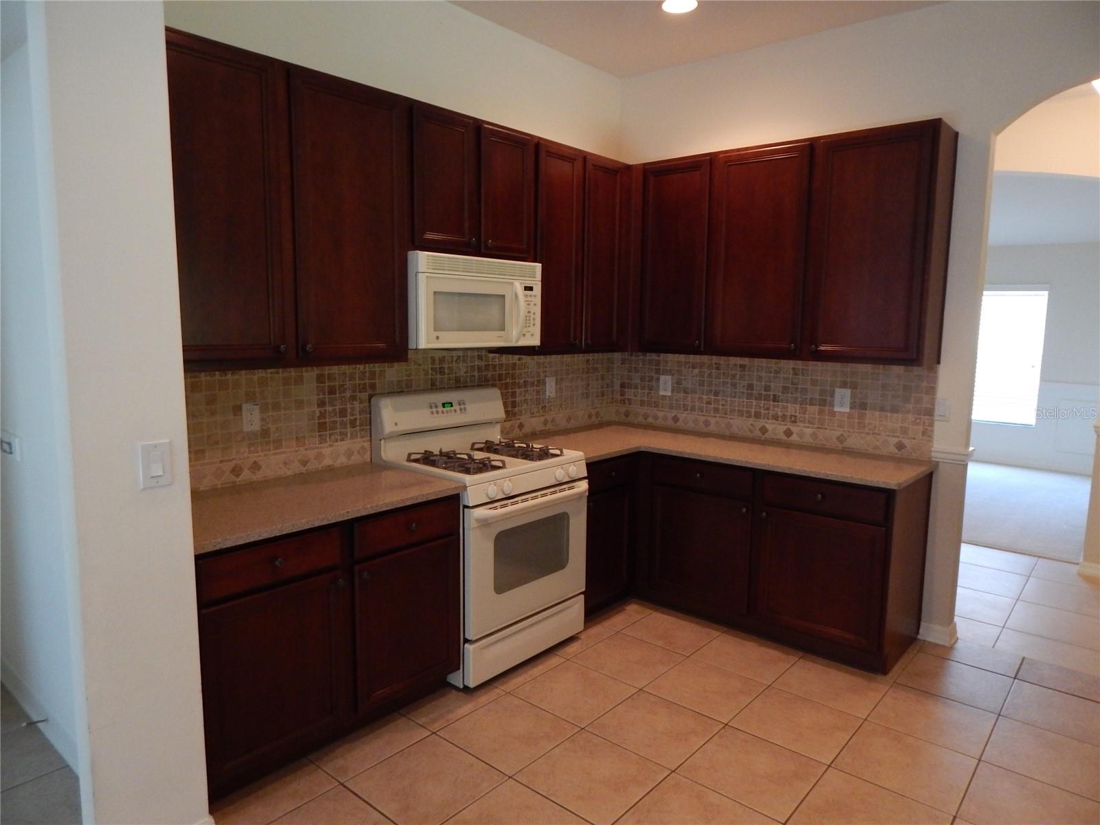 Image 11 of 28 For 6433 Bridgecrest Drive