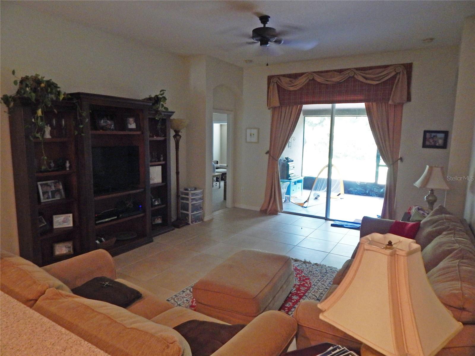 Image 8 of 28 For 6433 Bridgecrest Drive