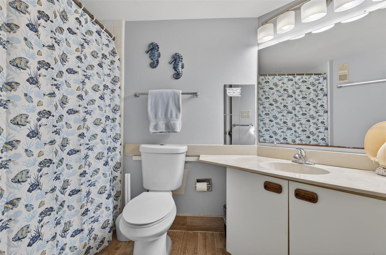 Image 22 of 35 For 1290 Gulf Boulevard 1604