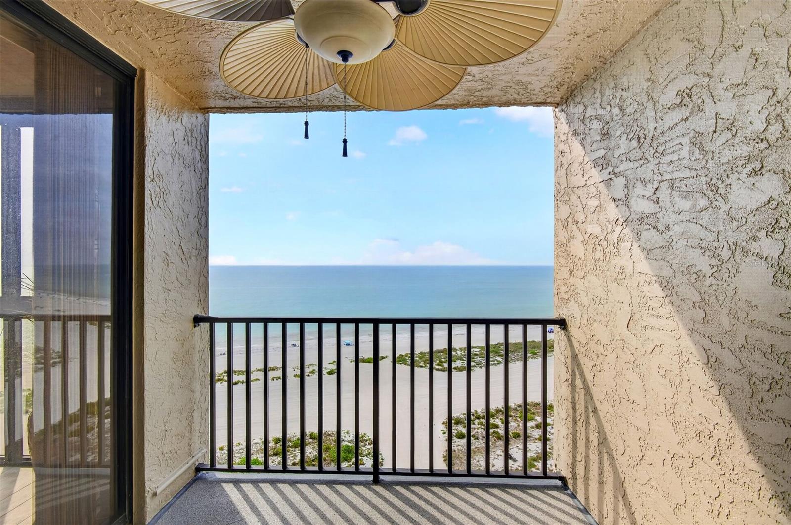 Image 26 of 35 For 1290 Gulf Boulevard 1604