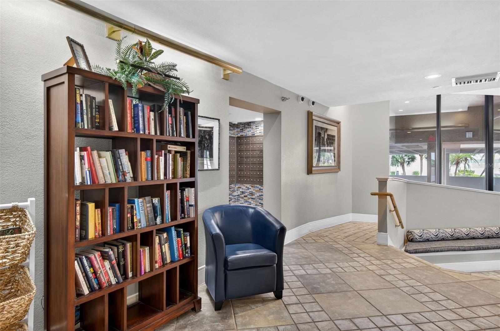 Image 31 of 35 For 1290 Gulf Boulevard 1604