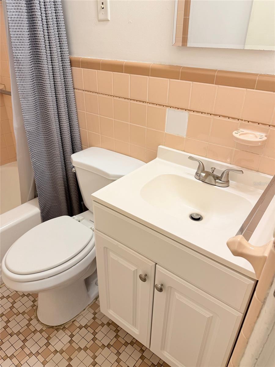 Image 15 of 21 For 4819 Haines Road N
