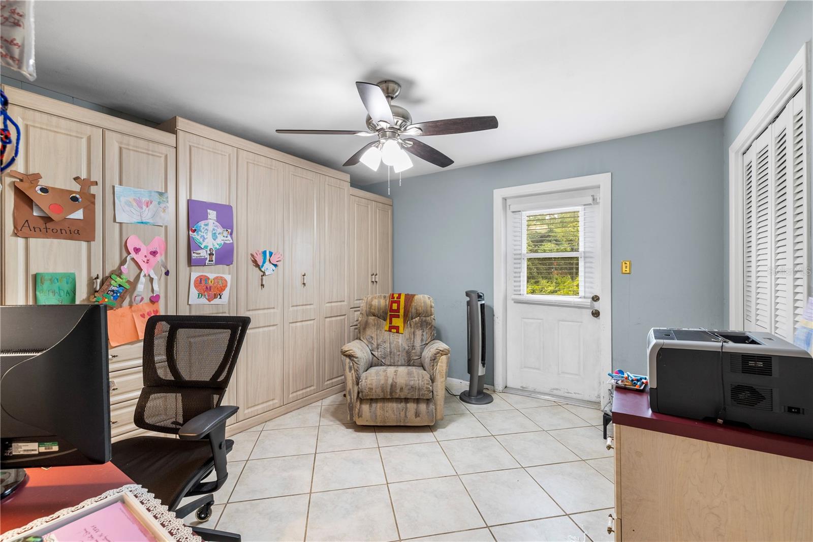 Image 28 of 72 For 2215 Buena Vista Drive