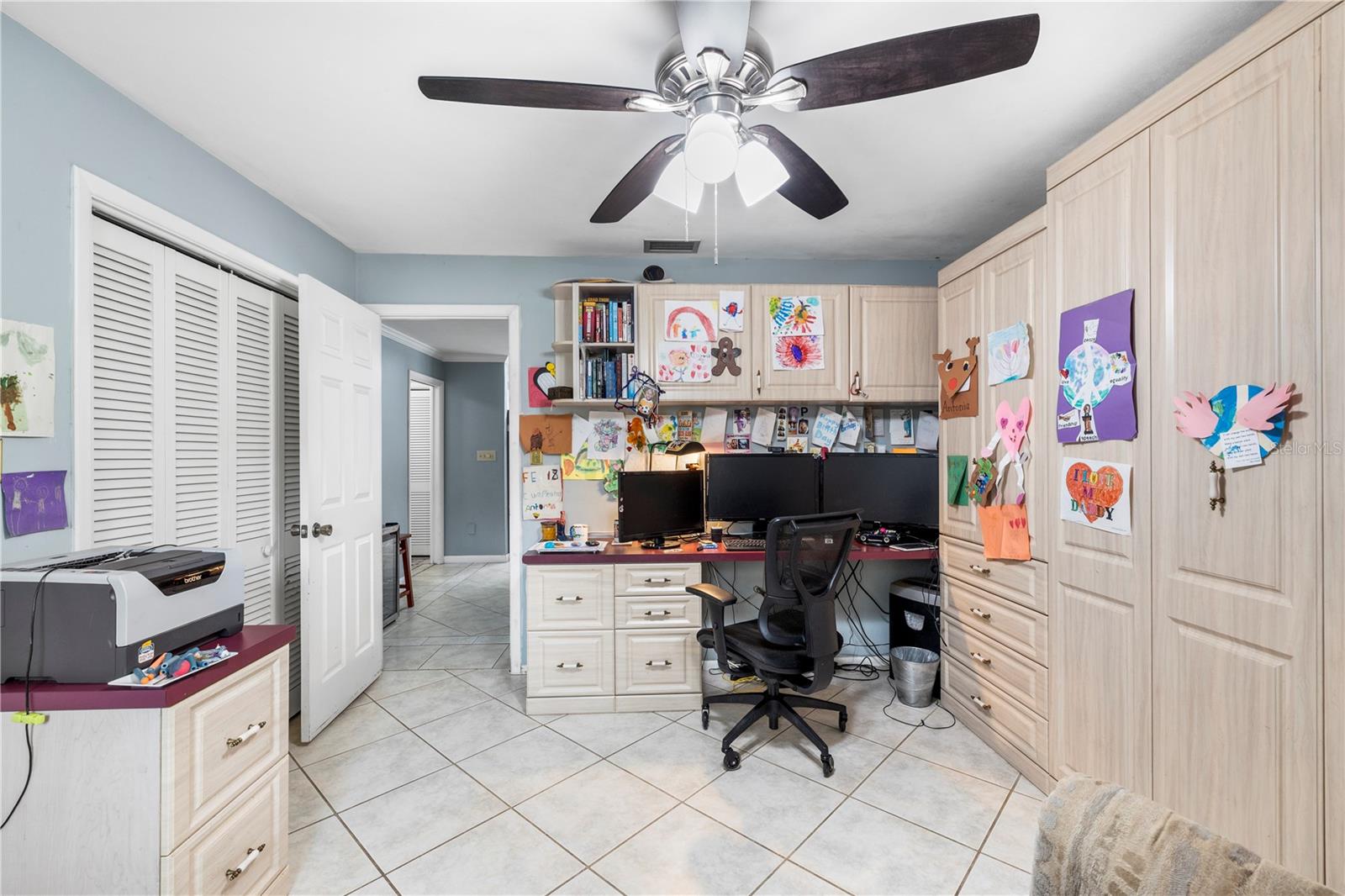 Image 29 of 72 For 2215 Buena Vista Drive