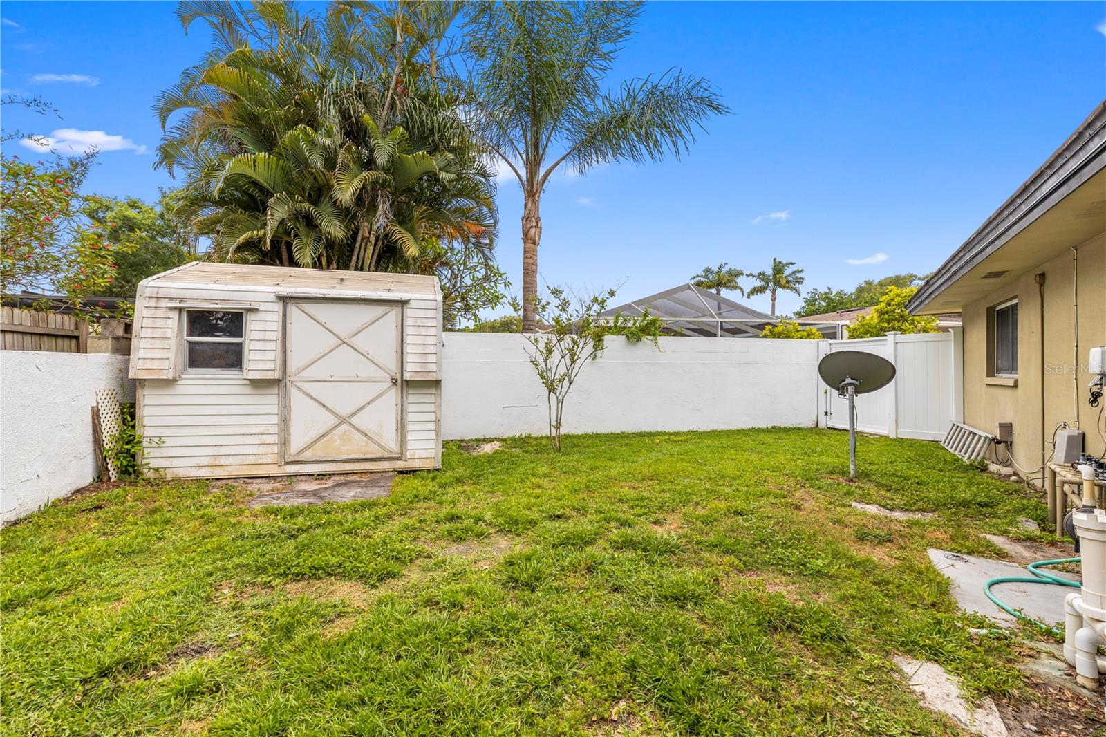 Image 47 of 72 For 2215 Buena Vista Drive