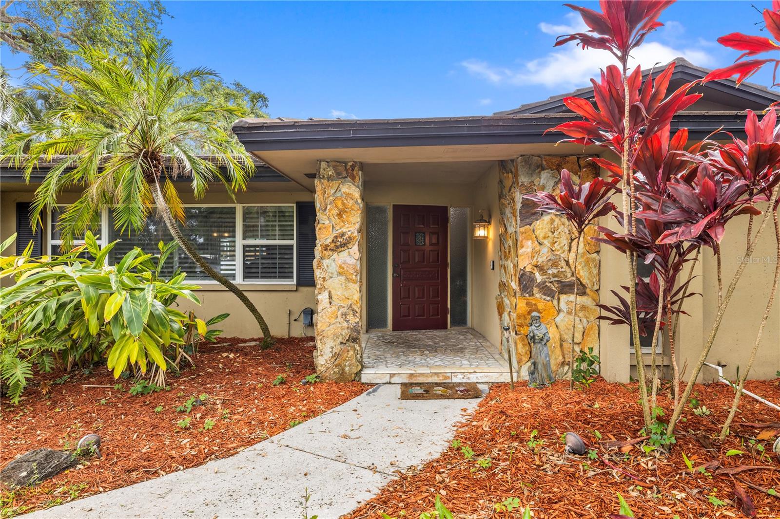 Image 51 of 72 For 2215 Buena Vista Drive