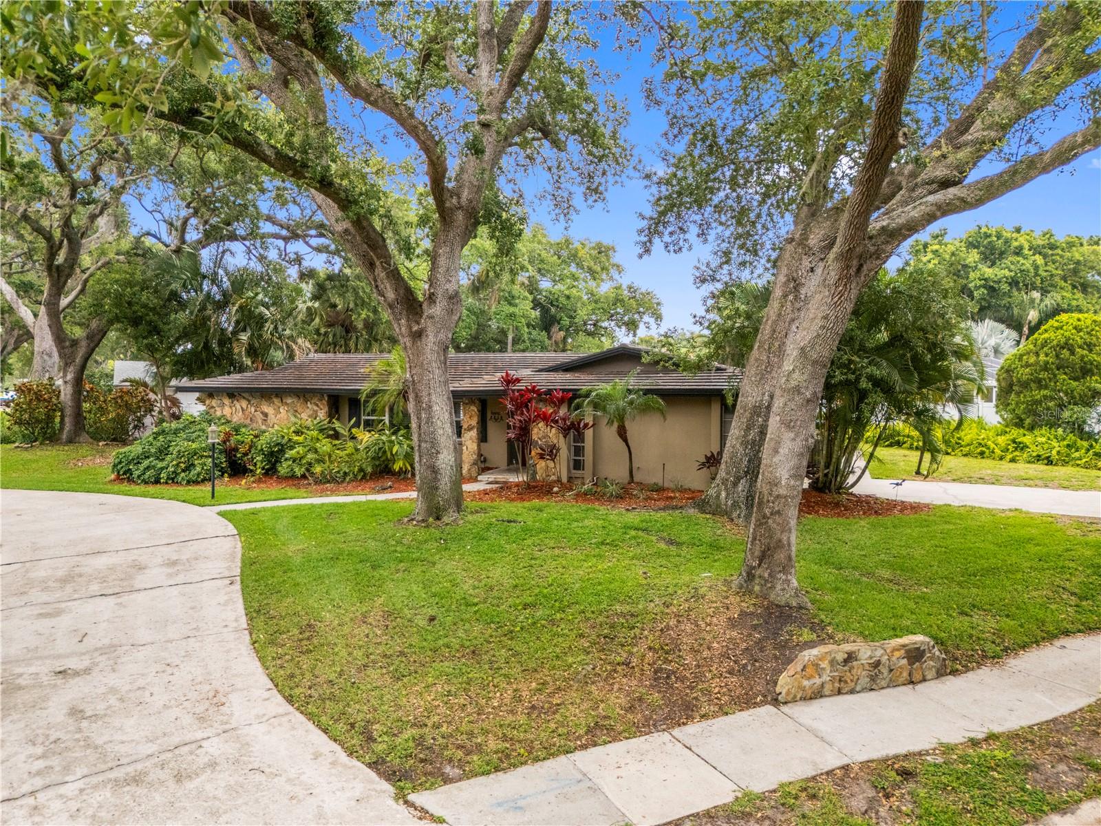 Image 63 of 72 For 2215 Buena Vista Drive