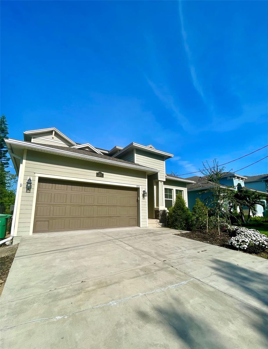 Image 2 of 32 For 7215 Shamrock Road