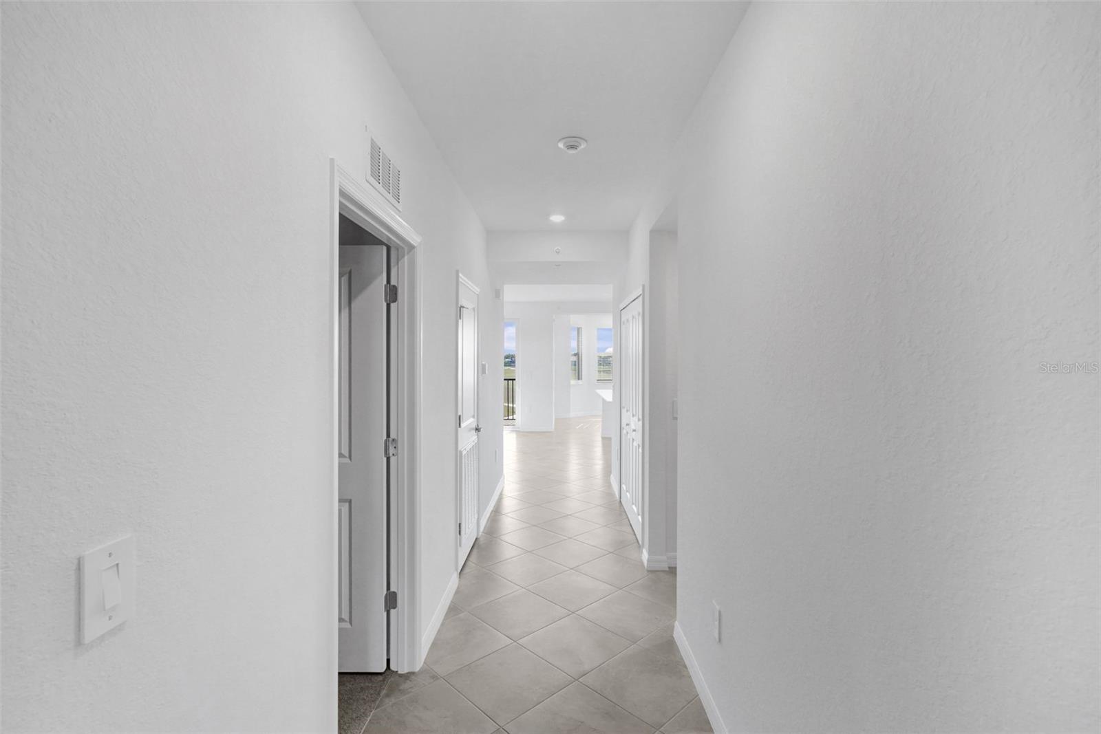 Image 26 of 29 For 17630 Opal Sand Drive 406