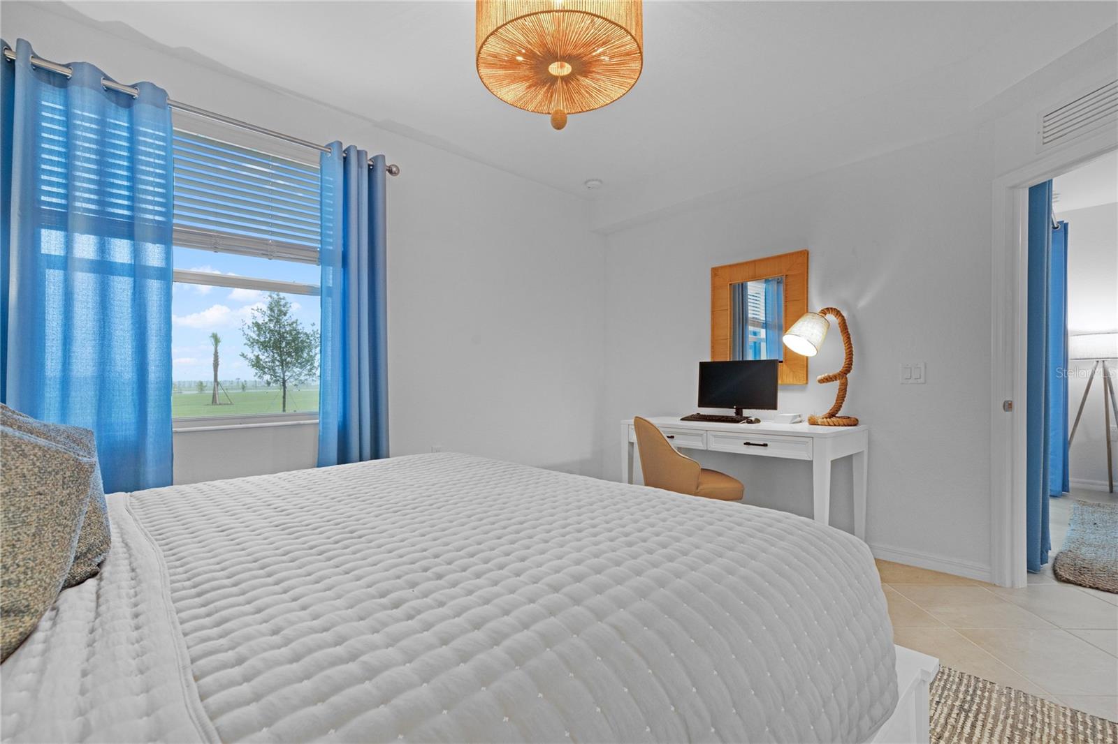 Image 20 of 27 For 17630 Opal Sand Drive 108