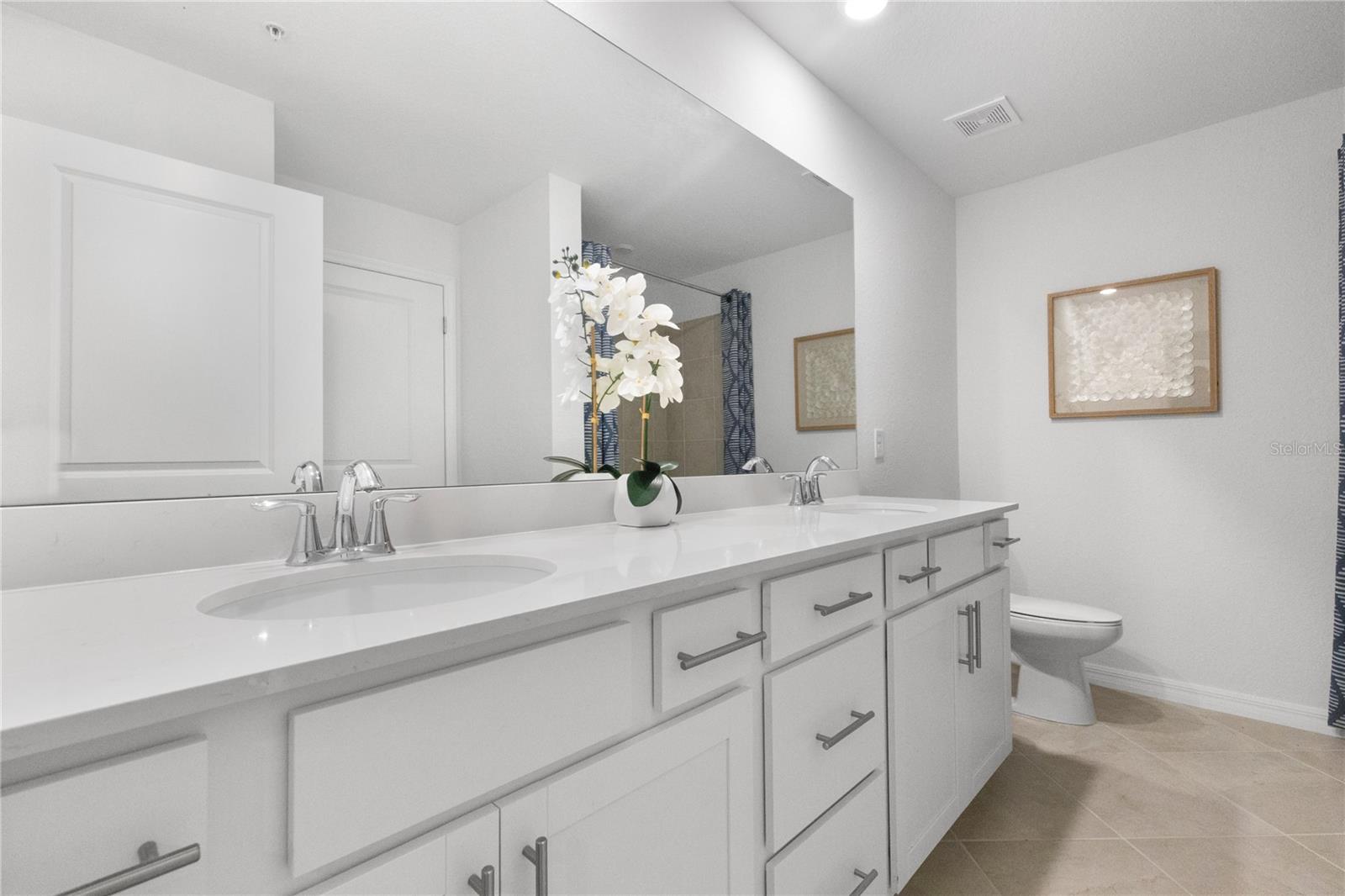 Image 24 of 27 For 17630 Opal Sand Drive 108