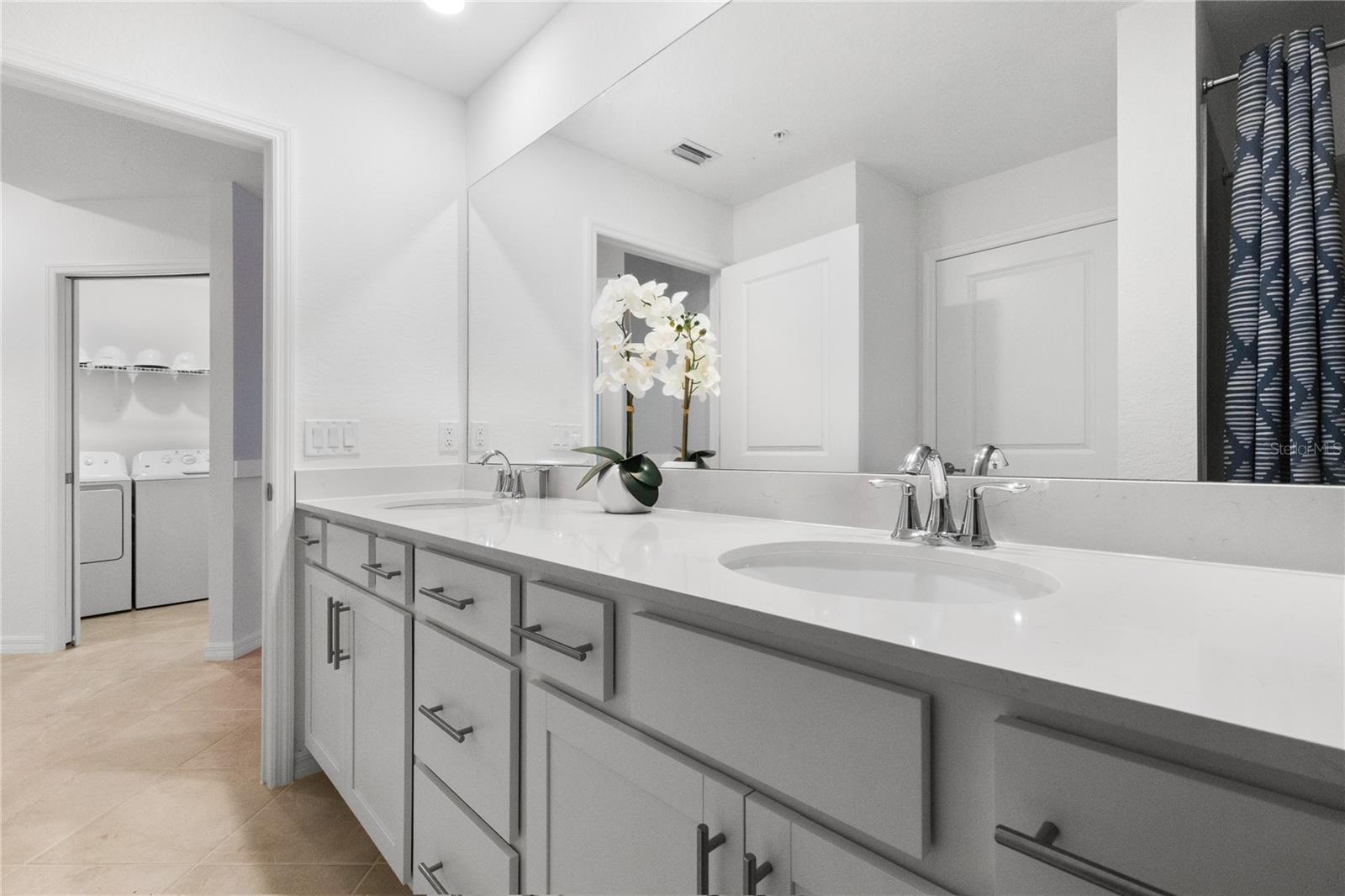 Image 26 of 27 For 17630 Opal Sand Drive 108