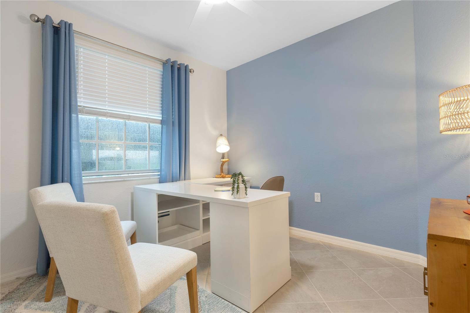 Image 9 of 27 For 17630 Opal Sand Drive 108