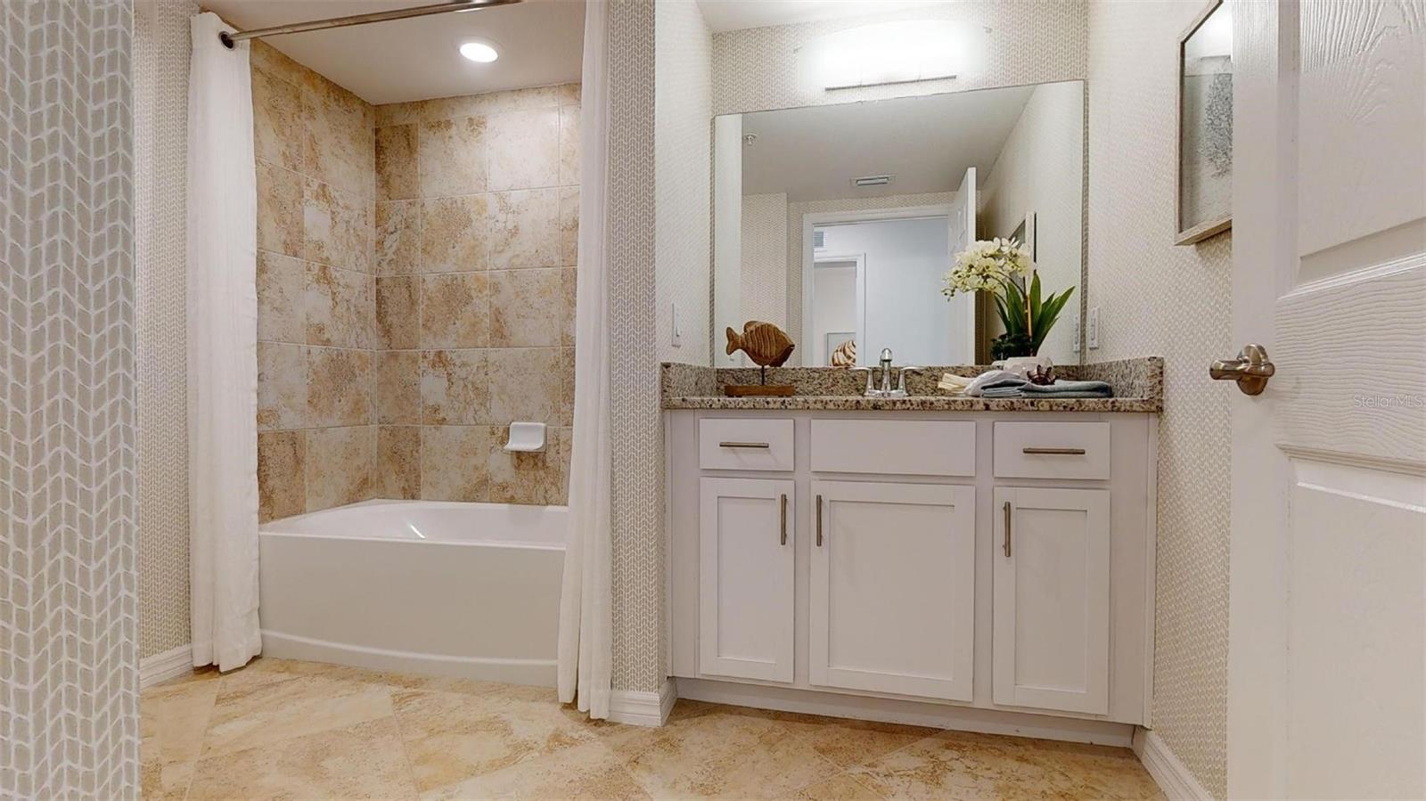 Image 18 of 39 For 12894 Santa Monica Court 59-102