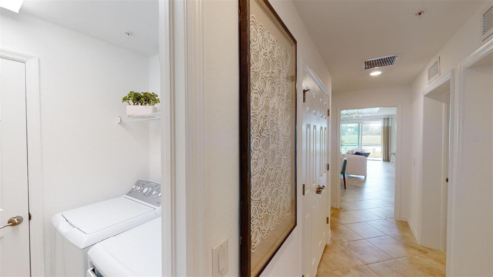 Image 24 of 39 For 12913 Santa Monica Court 74-102