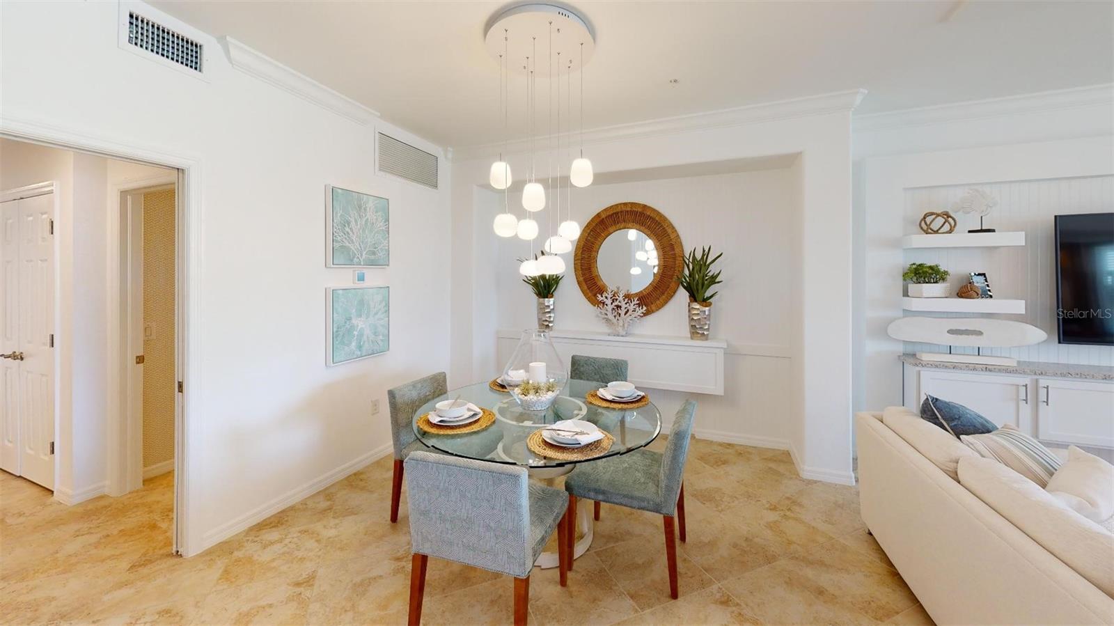 Image 7 of 39 For 12913 Santa Monica Court 74-102