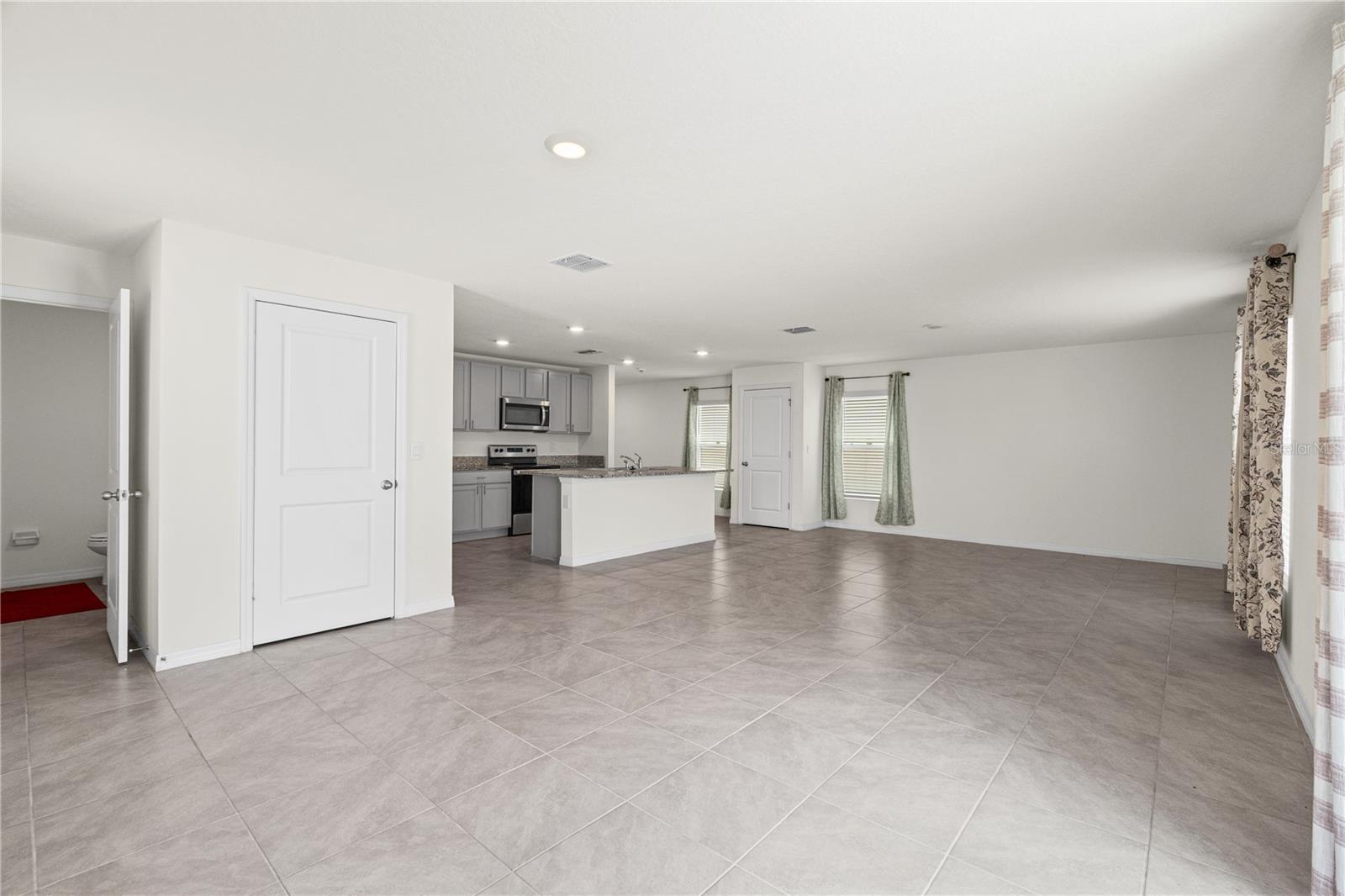 Image 13 of 54 For 2804 Rock Sound Street