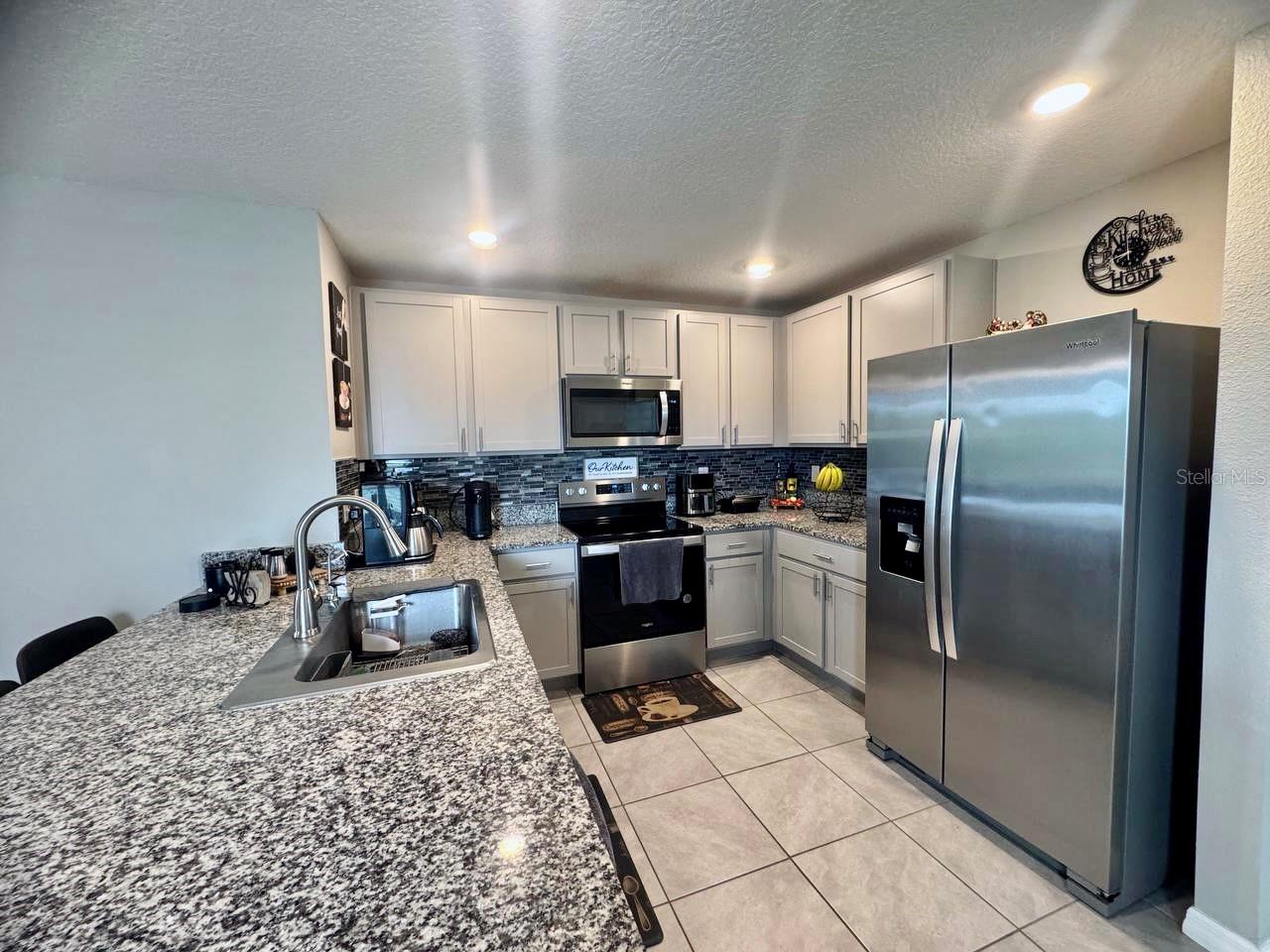 Image 8 of 34 For 16605 Mosaic Oar Drive