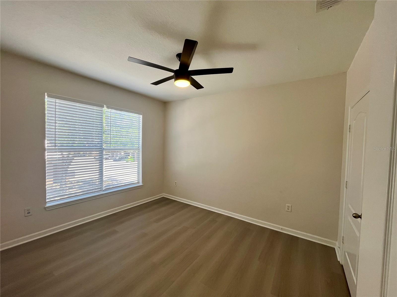 Image 17 of 25 For 18105 Villa Creek Drive