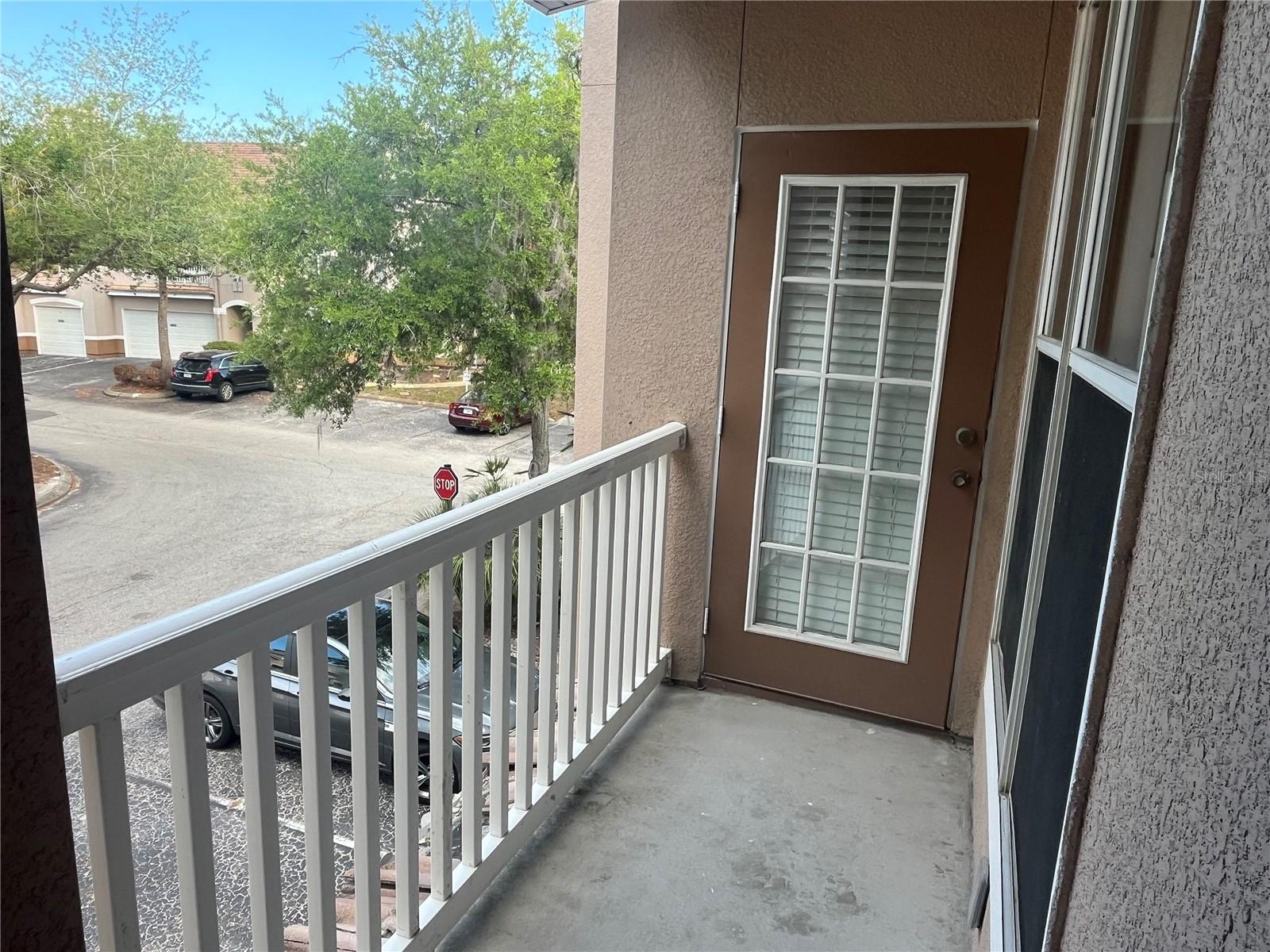 Image 21 of 25 For 18105 Villa Creek Drive