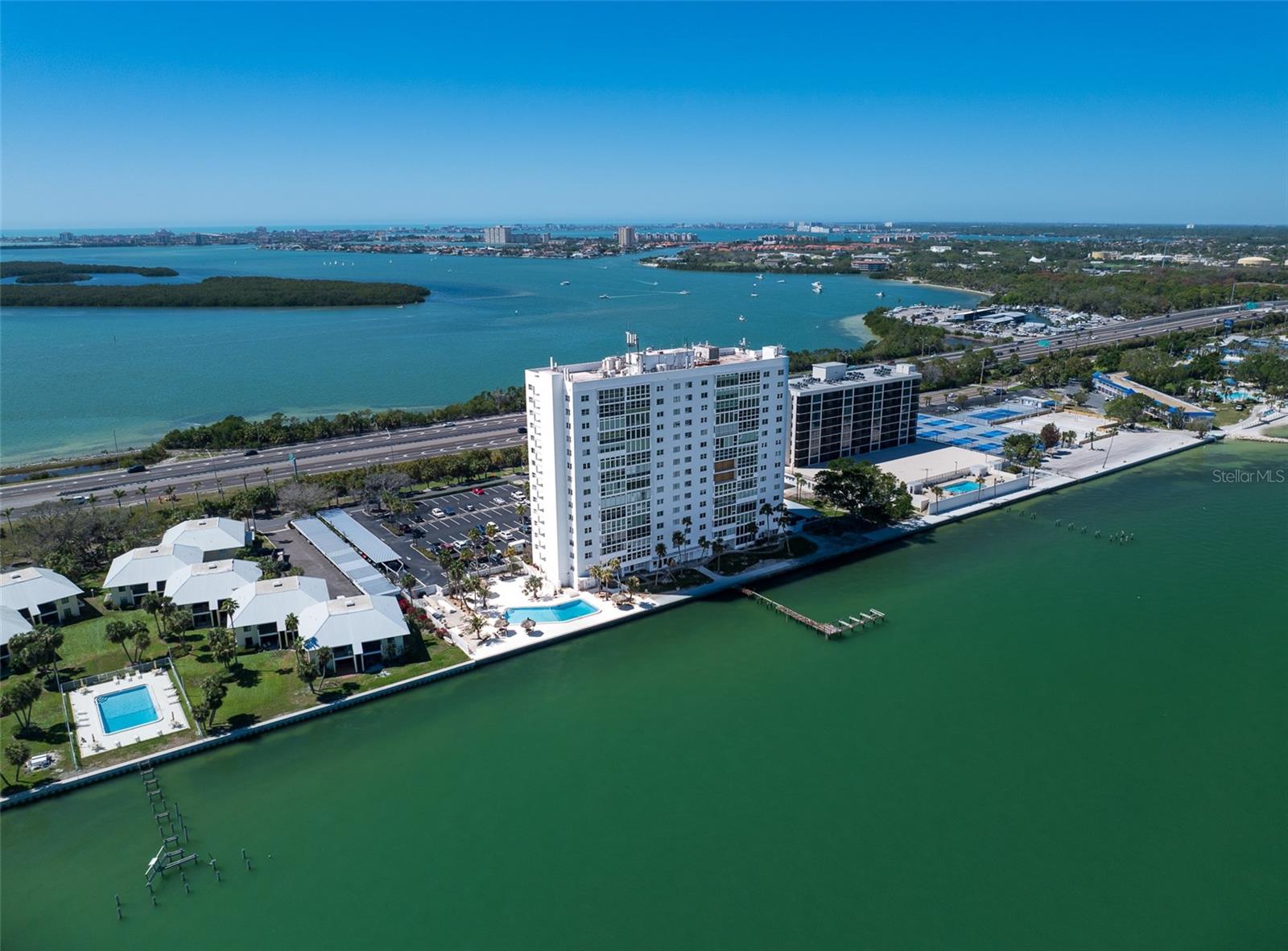 Details for 7200 Sunshine Skyway Lane S 16g, ST PETERSBURG, FL 33711
