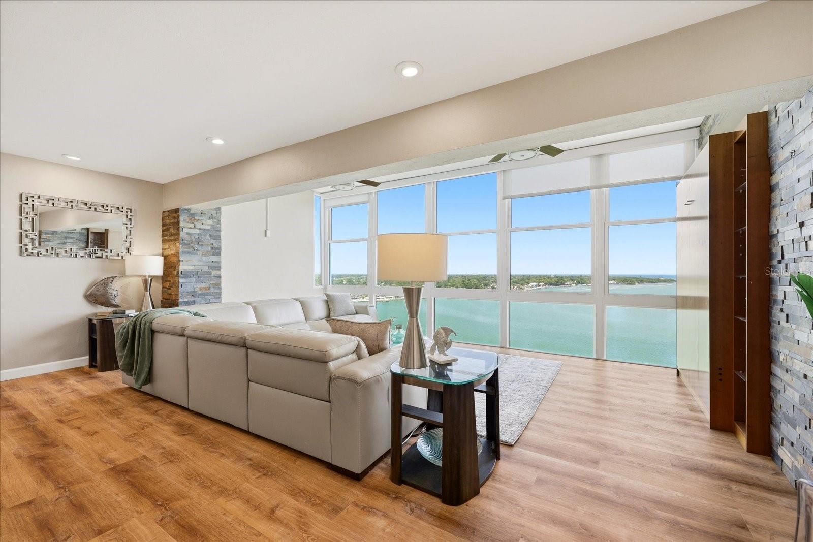 Image 17 of 48 For 7200 Sunshine Skyway Lane S 16g