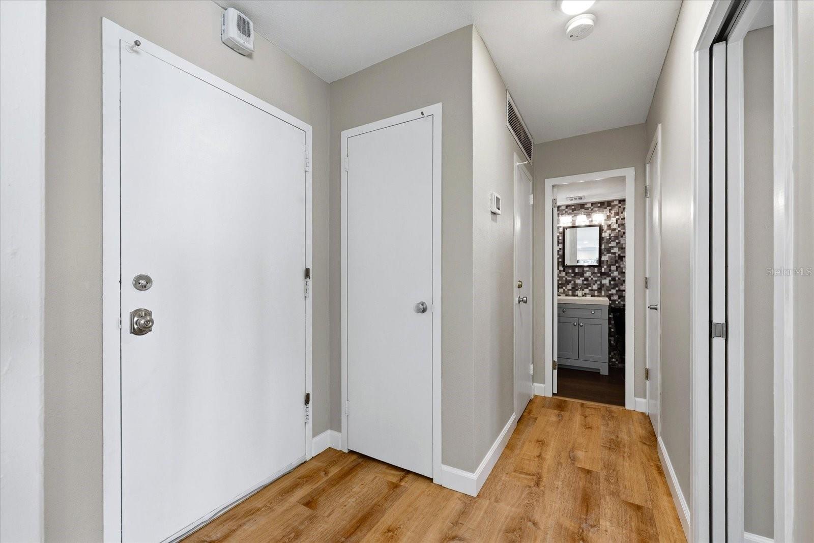 Image 30 of 48 For 7200 Sunshine Skyway Lane S 16g