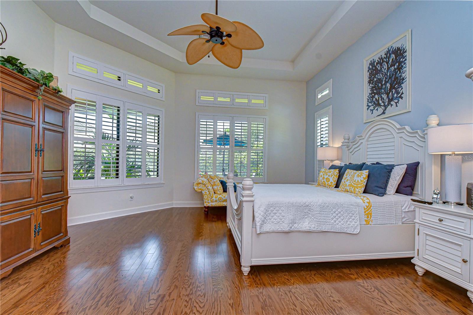 Image 24 of 43 For 14810 Donald Ross Court