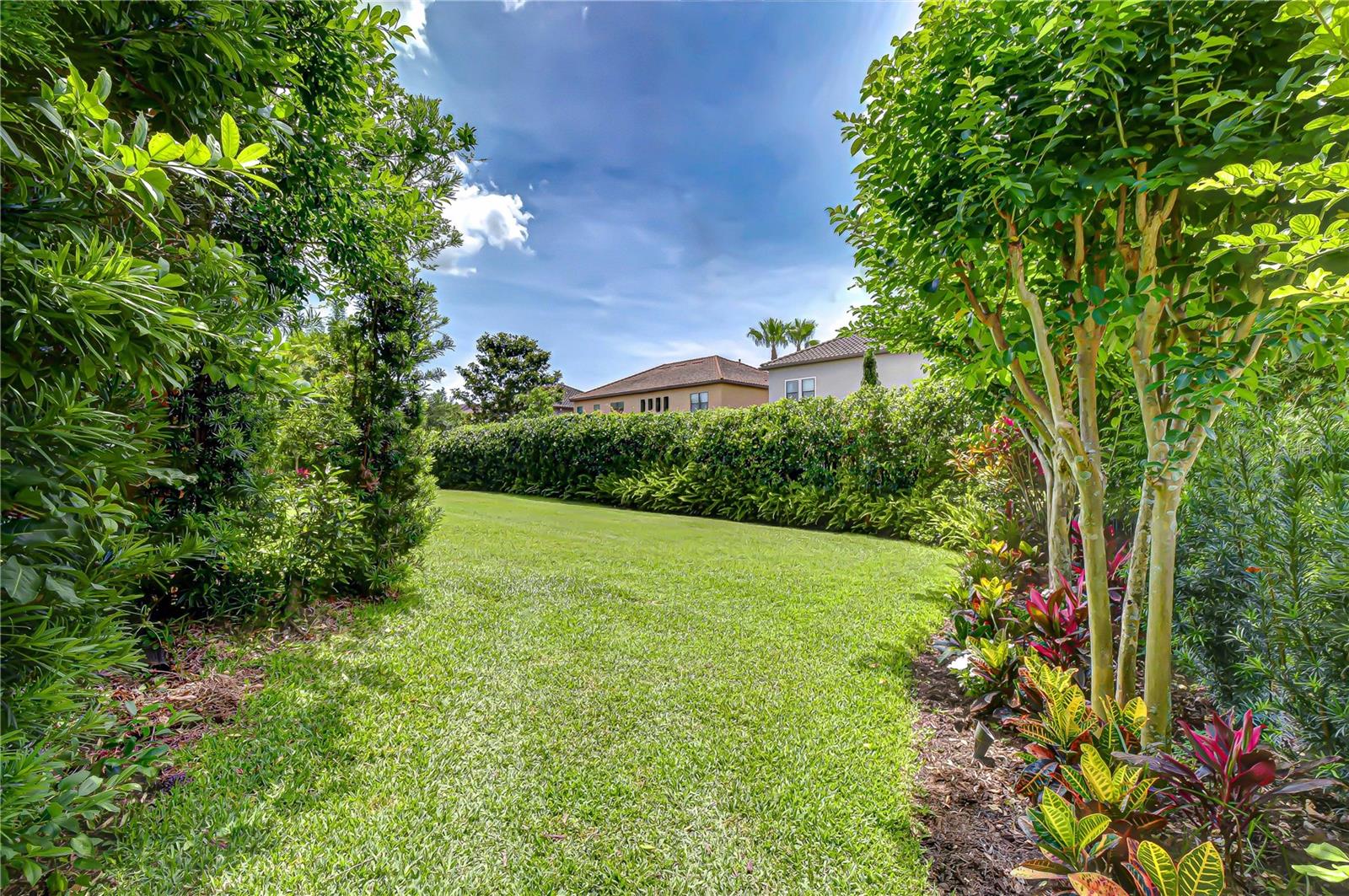 Image 36 of 43 For 14810 Donald Ross Court