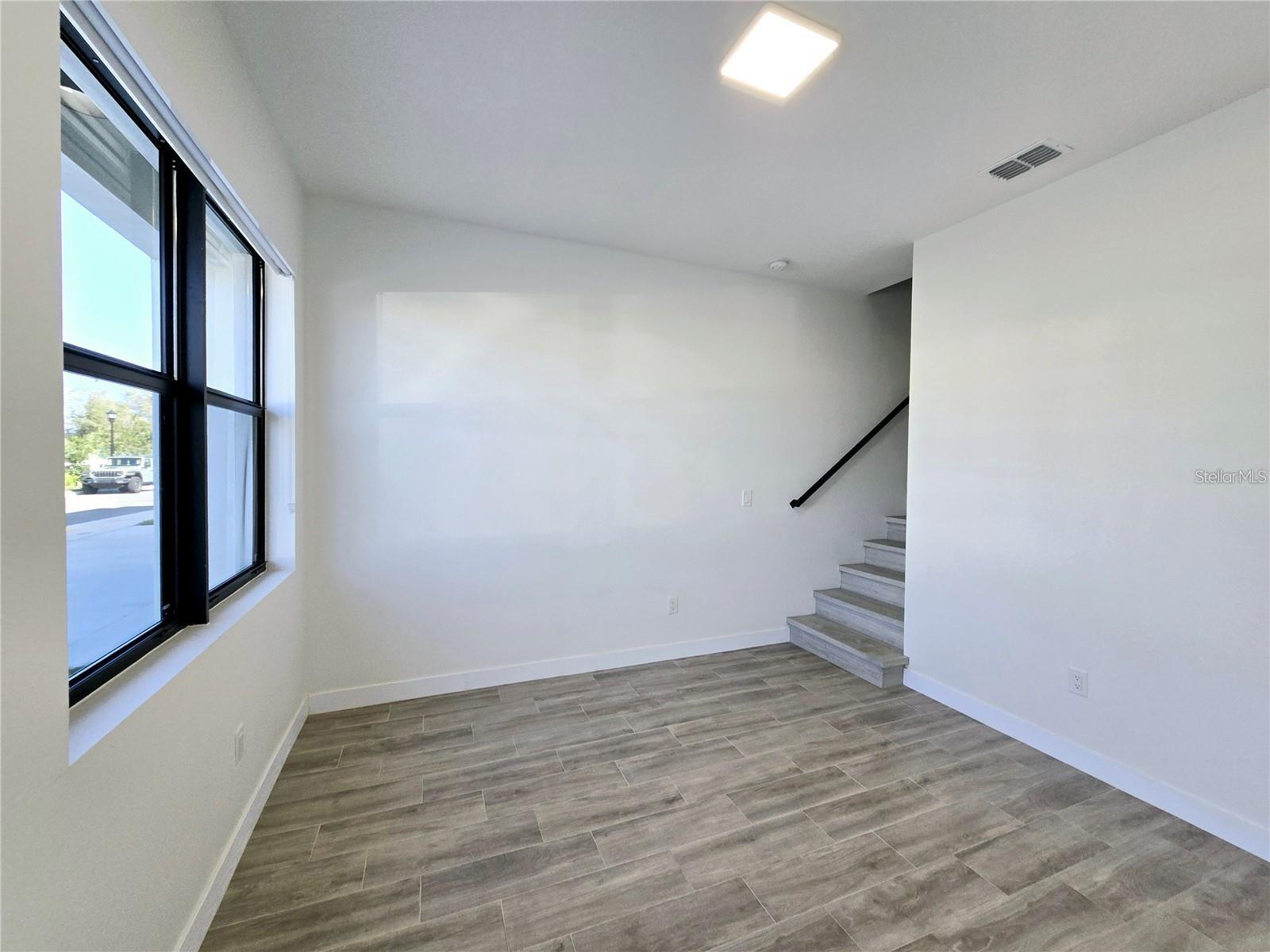 Image 12 of 31 For 7519 Gesualdo Court