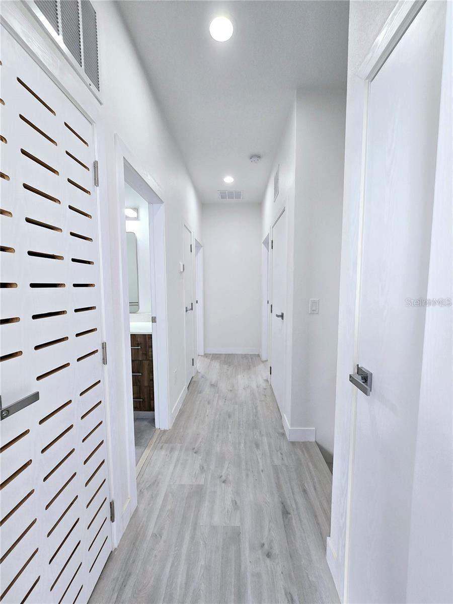 Image 20 of 31 For 7519 Gesualdo Court