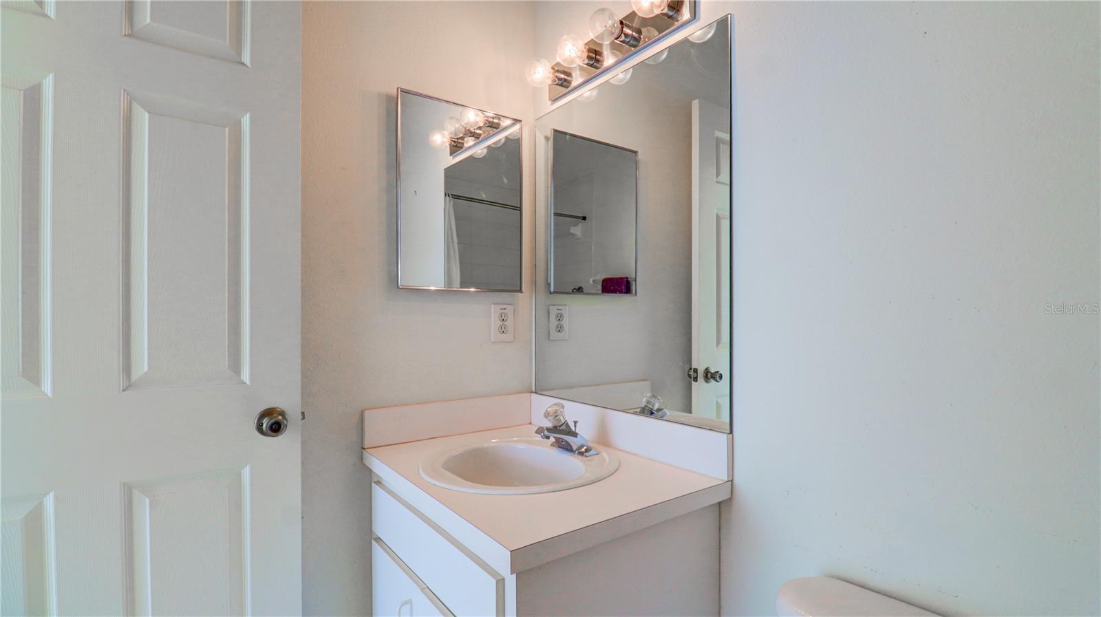 Image 20 of 45 For 12306 Berkeley Square Drive