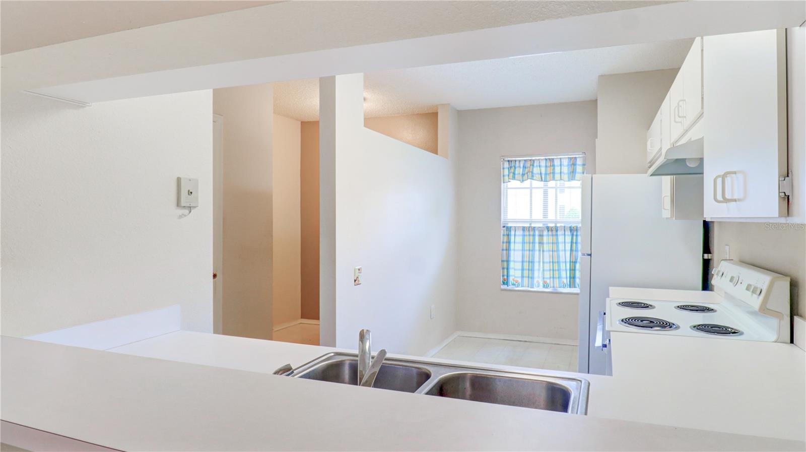 Image 7 of 45 For 12306 Berkeley Square Drive