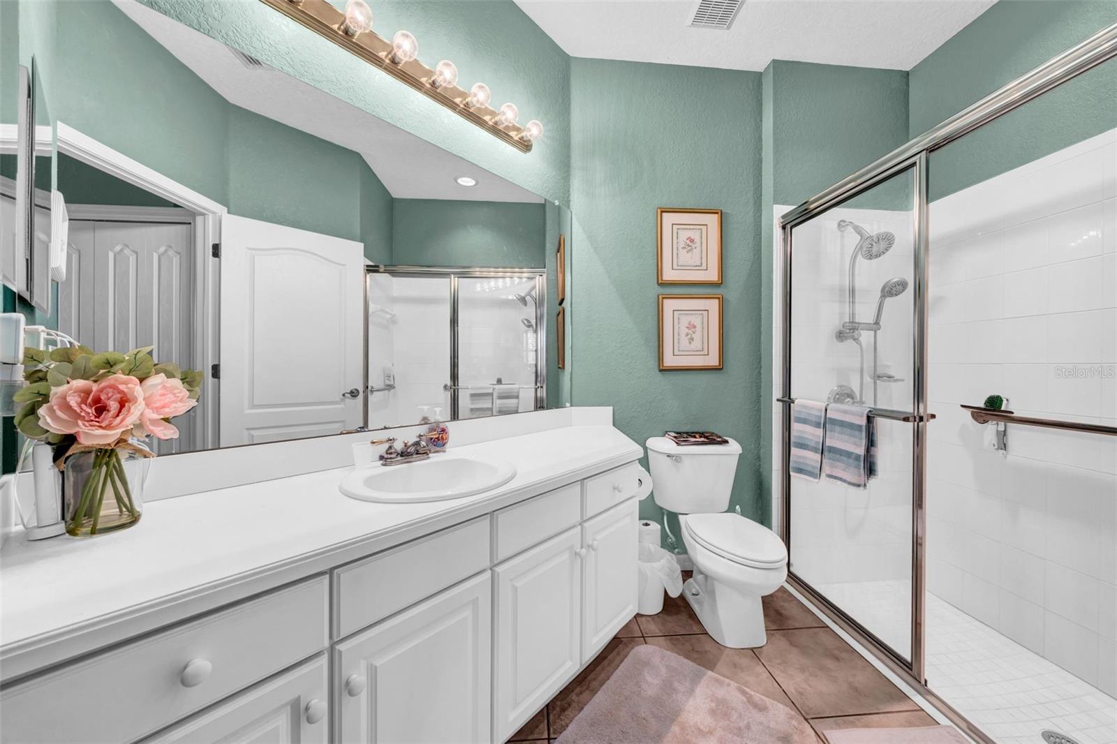 Image 17 of 50 For 1252 Lyndhurst Greens Drive